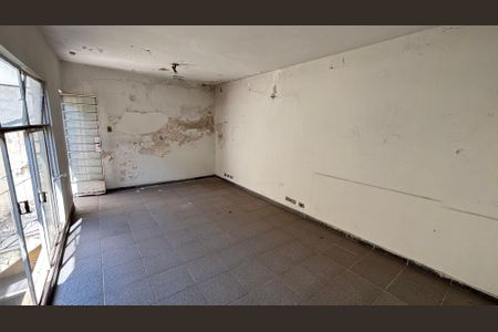 Casa à venda com 130m², 3 quartos e 2 vagas