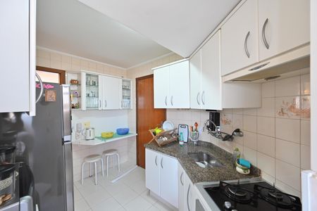 Apartamento à venda com 60m², 2 quartos e 1 vaga Apartamento à venda com 60m², 2 quartos e 1 vagaCozinha