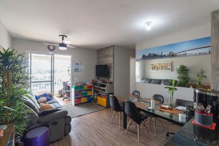 Sala de apartamento para alugar com 3 quartos, 72m² em Cidade São Francisco, São Paulo