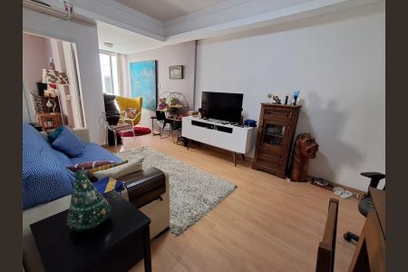 Apartamento à venda com 75m², 2 quartos e sem vaga