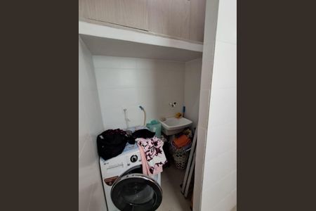 Apartamento à venda com 75m², 2 quartos e sem vaga