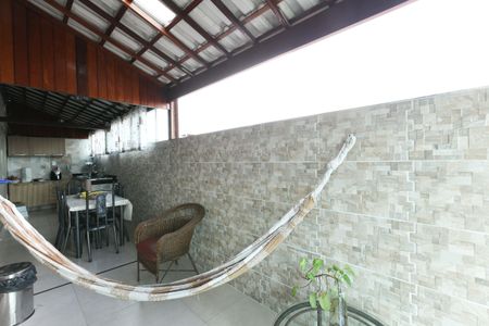 Casa à venda com 160m², 3 quartos e 2 vagasVaranda gourmet