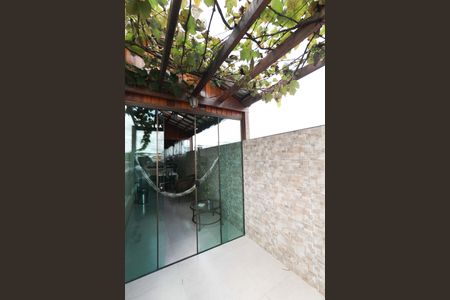 Casa à venda com 160m², 3 quartos e 2 vagasVaranda gourmet