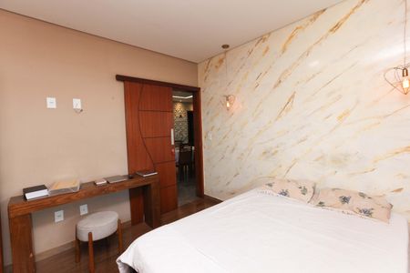 Casa à venda com 160m², 3 quartos e 2 vagasSuite