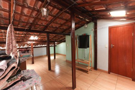 Casa à venda com 160m², 3 quartos e 2 vagasTerraço