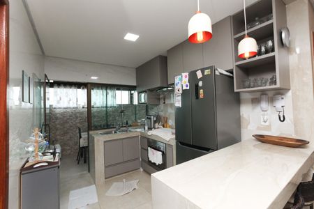 Casa à venda com 160m², 3 quartos e 2 vagasCozinha