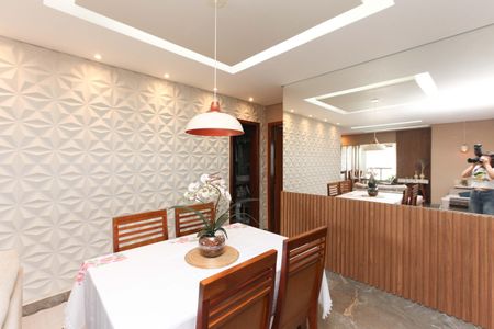 Casa à venda com 160m², 3 quartos e 2 vagasCopa