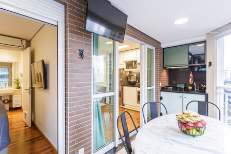 Apartamento à venda com 43m², 1 quarto e 1 vaga Apartamento à venda com 43m², 1 quarto e 1 vagaVaranda