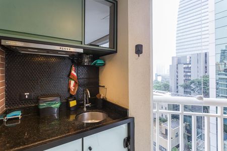 Apartamento à venda com 43m², 1 quarto e 1 vaga Apartamento à venda com 43m², 1 quarto e 1 vagaVaranda