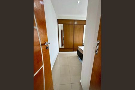 Apartamento à venda com 60m², 1 quarto e 1 vaga
