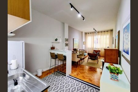 Apartamento à venda com 30m², 1 quarto e sem vaga