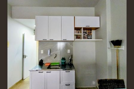 Apartamento à venda com 30m², 1 quarto e sem vaga