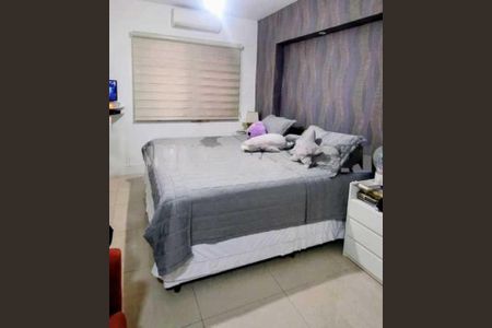 Casa de condomínio à venda com 350m², 4 quartos e 4 vagas