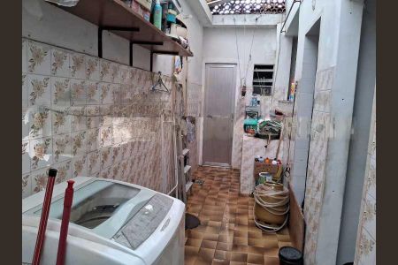 Casa de condomínio à venda com 69m², 3 quartos e 1 vaga