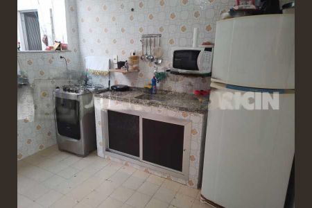 Casa de condomínio à venda com 69m², 3 quartos e 1 vaga