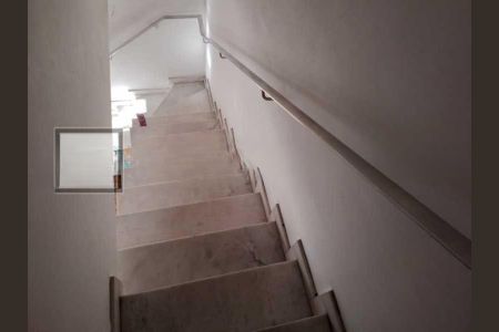 Casa de condomínio à venda com 69m², 3 quartos e 1 vaga