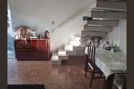 Casa de condomínio à venda com 69m², 3 quartos e 1 vaga