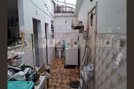 Casa de condomínio à venda com 69m², 3 quartos e 1 vaga