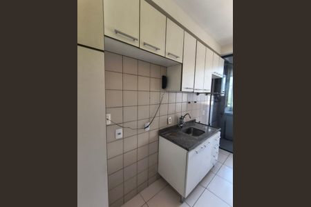 Apartamento à venda com 58m², 2 quartos e 1 vagaCozinha e Área de Serviço