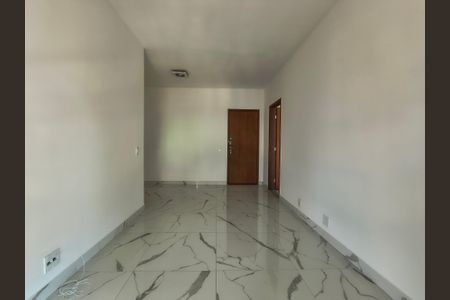 Sala de apartamento à venda com 2 quartos, 58m² em Taquara, Rio de Janeiro
