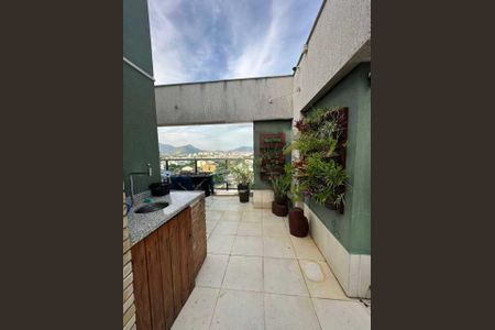 Apartamento à venda com 142m², 4 quartos e 2 vagas