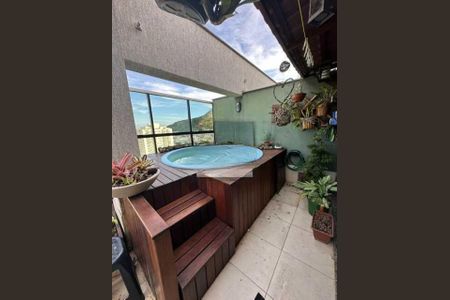 Apartamento à venda com 142m², 4 quartos e 2 vagas