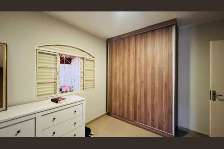 Casa à venda com 290m², 4 quartos e 5 vagas