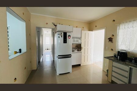 Casa à venda com 290m², 4 quartos e 5 vagas