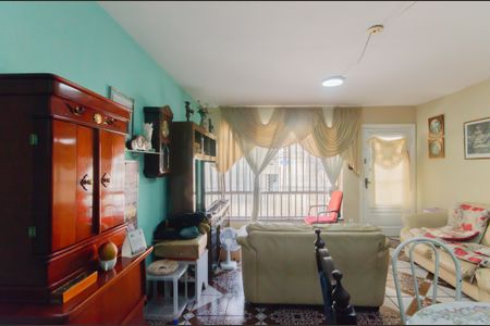 Sala de casa à venda com 4 quartos, 200m² em Jardim Nossa Senhora Aparecida, São Paulo