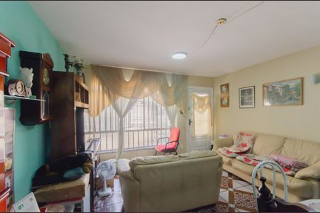 Casa à venda com 200m², 4 quartos e 1 vagaSala