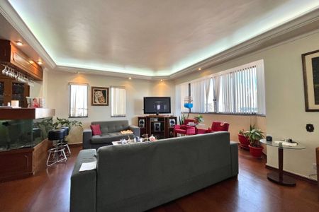 Apartamento à venda com 180m², 3 quartos e 2 vagasSala