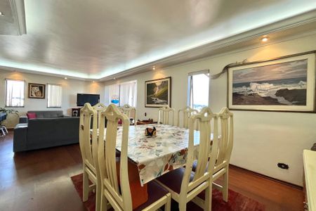 Apartamento à venda com 180m², 3 quartos e 2 vagasSala