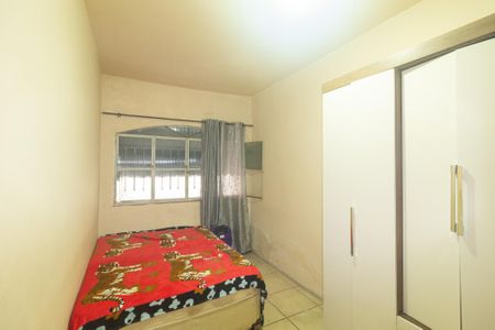 Quarto 1 de casa para alugar com 2 quartos, 80m² em Paciência, Rio de Janeiro