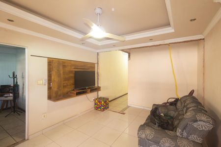 Sala de casa para alugar com 2 quartos, 80m² em Paciência, Rio de Janeiro
