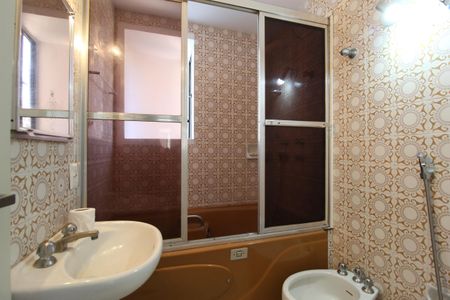 Apartamento para alugar com 120m², 3 quartos e 1 vagaBanheiro 2