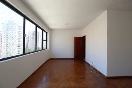 Apartamento para alugar com 120m², 3 quartos e 1 vagaSala