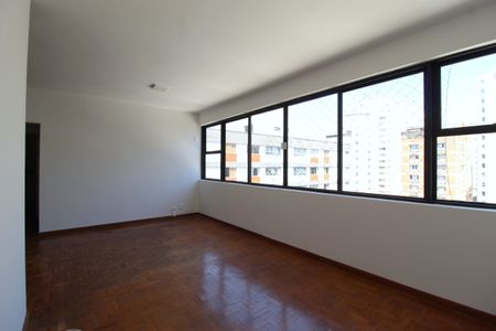Apartamento para alugar com 120m², 3 quartos e 1 vagaSala