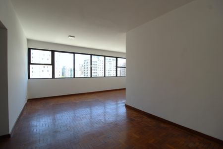 Apartamento para alugar com 120m², 3 quartos e 1 vagaSala