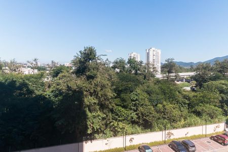 Apartamento para alugar com 57m², 2 quartos e sem vaga Apartamento para alugar com 57m², 2 quartos e sem vagaVista da Área de Serviço