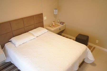 Apartamento para alugar com 242m², 4 quartos e 4 vagasSuíte master
