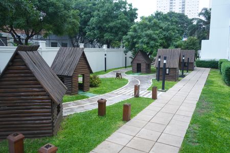 Apartamento para alugar com 242m², 4 quartos e 4 vagasÁrea comum