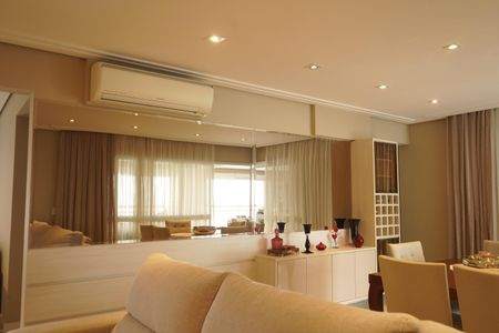 Sala de apartamento para alugar com 4 quartos, 242m² em Chácara Santo Antônio (zona Leste), São Paulo