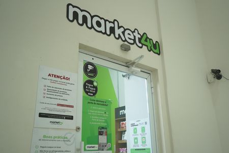 Apartamento para alugar com 242m², 4 quartos e 4 vagasMercado 24h