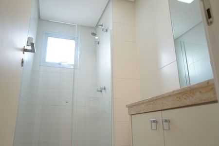 Apartamento para alugar com 242m², 4 quartos e 4 vagasBanheiro da Suíte 4