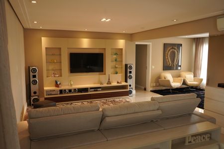 Apartamento para alugar com 242m², 4 quartos e 4 vagasSala