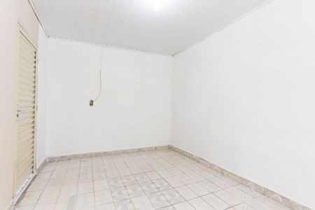 Casa para alugar com 50m², 1 quarto e 1 vagaQuarto 