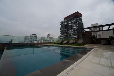Apartamento para alugar com 35m², 1 quarto e sem vagaÁrea comum - Piscina