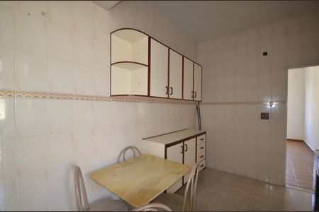 Casa para alugar com 80m², 2 quartos e 1 vagaCozinha