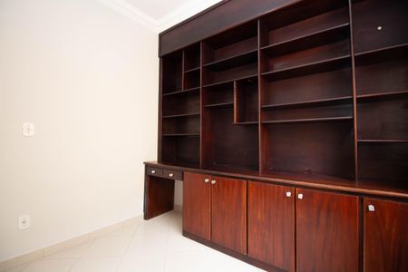 Casa para alugar com 132m², 4 quartos e 3 vagasQuarto 2