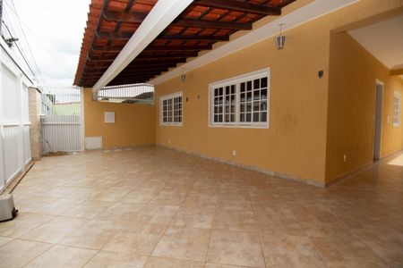 Casa para alugar com 132m², 4 quartos e 3 vagasGaragem